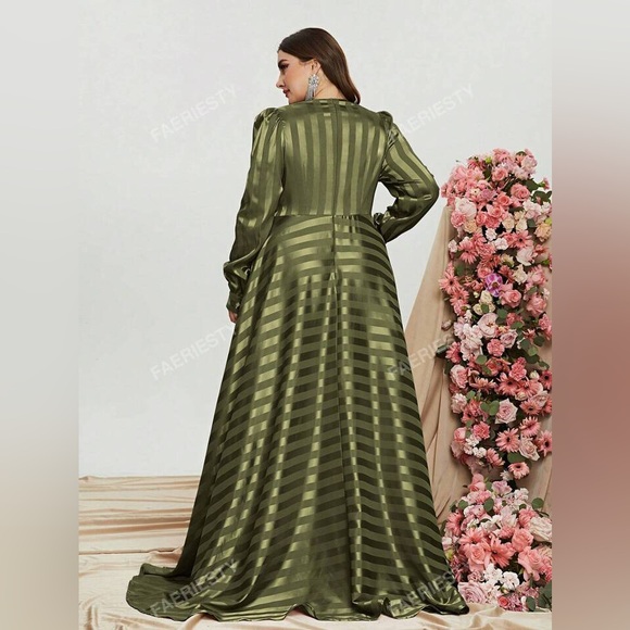 faeriesty dress in green - Picture 3 of 15